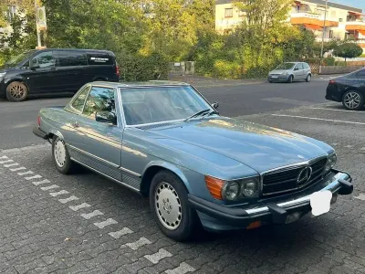 Gebraucht Mercedes 560 227 PS (166 kW) 1986 Blau Cabrio