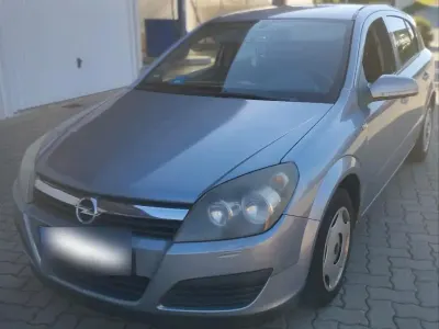 Gebraucht Opel Astra 100 PS (73 kW) 2026 Grau Kleinwagen