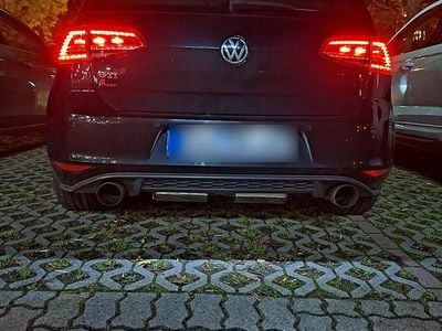 Schwarz Gebraucht 2013 VW Golf VII GTI Kleinwagen | 16.000 € (Etwas zu teuer)