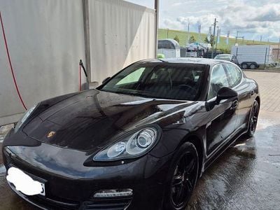 Porsche Panamera 4S