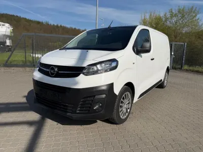 Gebraucht Opel Vivaro 150 PS (110 kW) 2020 Weiß Van / Kleinbus