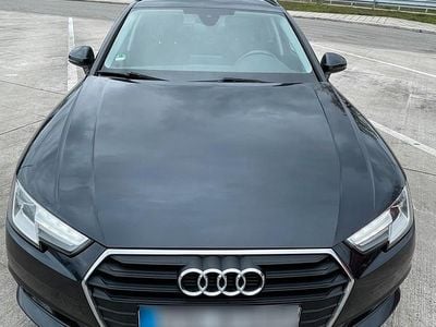 Usata Audi A4 Sport 190 CV (139 kW) 2017 Blu Station wagon