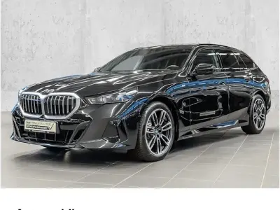 Usata BMW 520 Comfort Edition 197 CV (144 kW) 2025 Nero Station wagon