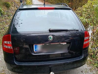 Schwarz Gebraucht 2007 Skoda Octavia Kombi | 6.200 €