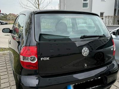 Gebraucht VW Fox 75 PS (55 kW) 2006 Schwarz Kleinwagen