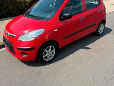Usata Hyundai i10 67 CV (49 kW) 2009 Rosso Utilitaria