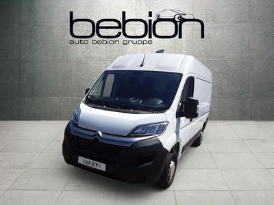 Eisweiss Gebraucht 2023 Citroën Jumper Van / Kleinbus | 23.880 € (Etwas zu teuer)