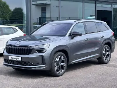 Neu Skoda Kodiaq SportLine 193 PS (141 kW) 2025 Graphitegrau metallic SUV