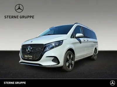 Gebraucht Mercedes V220 Avantgarde 163 PS (119 kW) 2025 Grau Van / Kleinbus