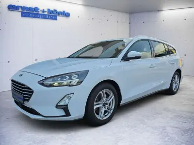 Gebraucht Ford Focus 120 PS (88 kW) 2020 Frozen white Kombi