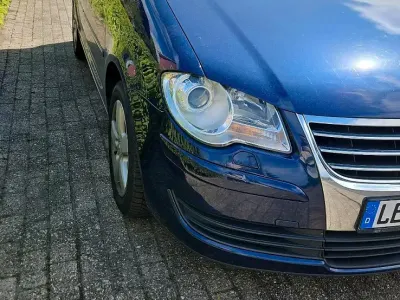 Gebraucht VW Touran Highline 140 PS (102 kW) 2010 Blau Van / Kleinbus