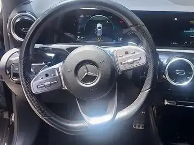 Gebraucht Mercedes A250 224 PS (164 kW) 2019 Schwarz Kleinwagen