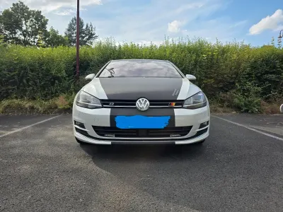 Gebraucht VW Golf VII 150 PS (110 kW) 2016 Weiß Limousine