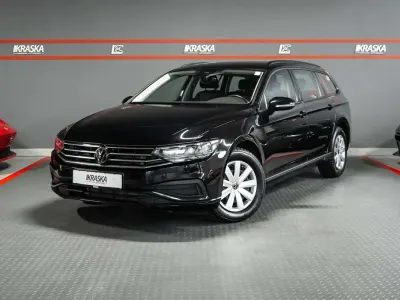 Gebraucht VW Passat Business 150 PS (110 kW) 2023 Deep black perleffekt Kombi