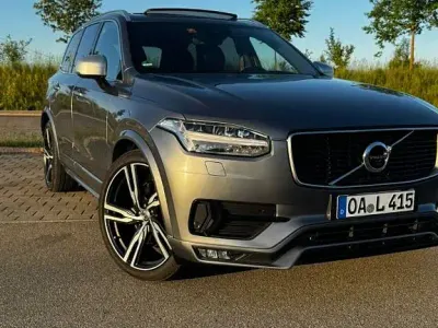 Gebraucht Volvo XC90 R-Design 235 PS (172 kW) 2019 Grau SUV