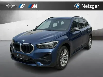 Gebraucht BMW X1 Sport Line 190 PS (139 kW) 2022 Blau SUV