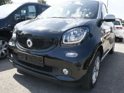 Gebraucht Smart ForFour Passion 71 PS (52 kW) 2017 Schwarz Kleinwagen