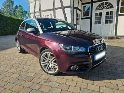 Gebraucht Audi A1 Ambition 86 PS (63 kW) 2012 Violet Kleinwagen