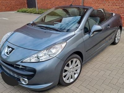 gebraucht Peugeot 207 CC Leder PDC Allwetterreifen TÜV neu