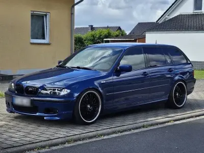 Gebraucht BMW 320 M Sport 170 PS (125 kW) 2002 Blau Kombi