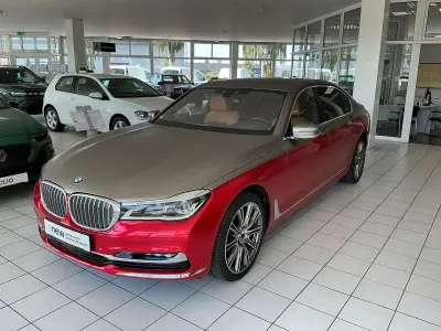 Gebraucht BMW 750 Executive 449 PS (330 kW) 2016 Black sapphire metallic Limousine