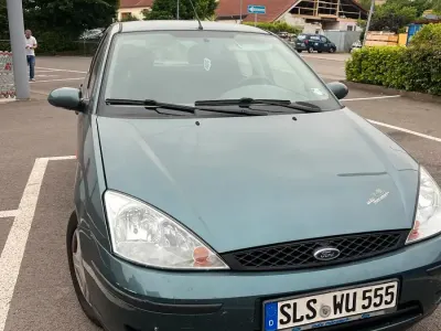 Gebraucht Ford Focus 101 PS (74 kW) 2002 Grün Limousine
