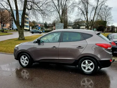 Usata Hyundai ix35 Style 184 CV (135 kW) 2013 Marrone SUV