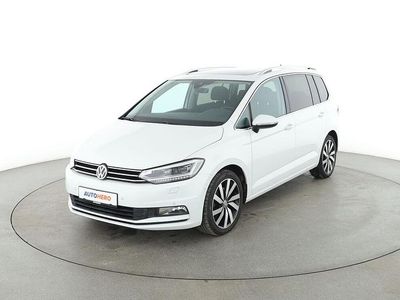 Weiß Gebraucht 2017 VW Touran Highline Van / Kleinbus | 22.800 € (Fairer Preis)