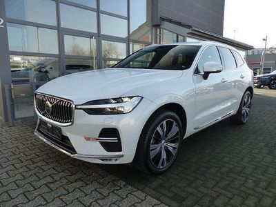 Gebraucht Volvo XC60 Plus 197 PS (144 kW) 2022 Crystal white SUV