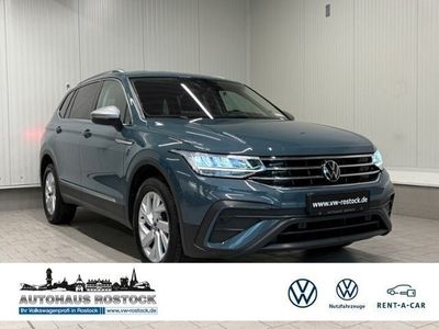 Petroleum blue metallic (metallic) Gebraucht 2022 VW Tiguan Allspace Life SUV | 26.990 € (Fairer Preis)