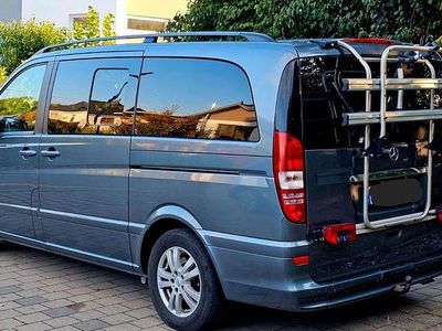 Grau Gebraucht 2011 Mercedes Viano Van / Kleinbus | 13.900 € (Teuer)
