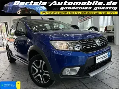 Gebraucht Dacia Sandero Celebration 95 PS (69 kW) 2020 Stahlblau Limousine