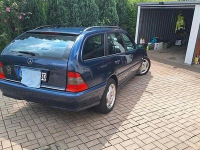 Mercedes C180