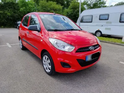 Gebraucht Hyundai i10 Classic 69 PS (50 kW) 2013 Rot Kleinwagen