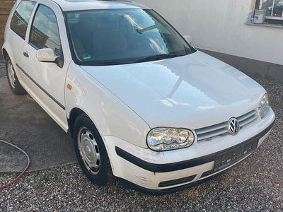 VW Golf IV
