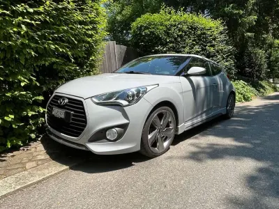 Gebraucht Hyundai Veloster Premium 186 PS (136 kW) 2015 Grau Kleinwagen