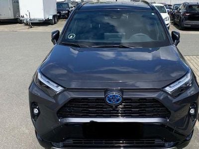 Gebraucht Toyota RAV4 Hybrid Style 218 PS (160 kW) 2025 Grau SUV