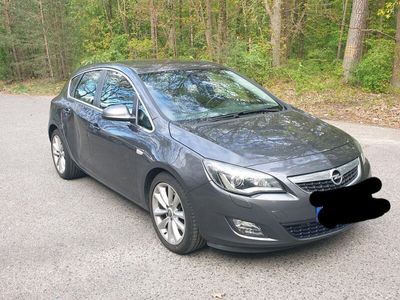 gebraucht Opel Astra 1.7 CDTI Sport 125 PS - TÜV 05/2025