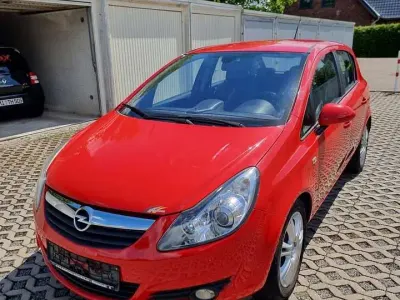 Gebraucht Opel Corsa 75 PS (55 kW) 2009 Rot Kleinwagen