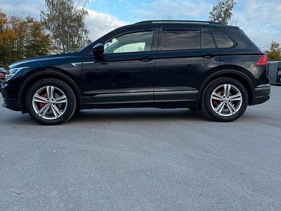 Schwarz Gebraucht 2021 VW Tiguan SUV | 22.700 € (Fairer Preis)