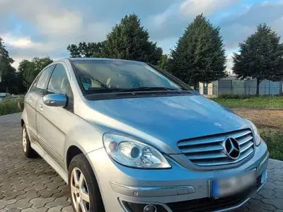 Gebraucht Mercedes B170 116 PS (85 kW) 2006 Beige Van / Kleinbus