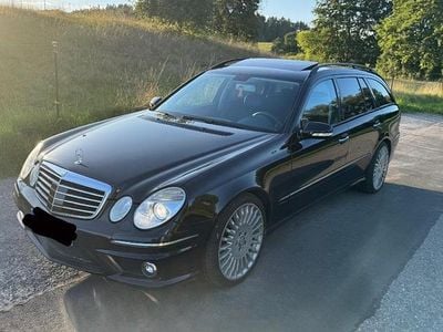 Mercedes E320