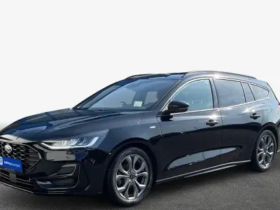 Gebraucht Ford Focus ST-Line X 115 PS (84 kW) 2025 Schwarz Kombi