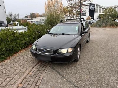 Second-hand Volvo V70 163 CP (119 kW) 2003 Negru Break