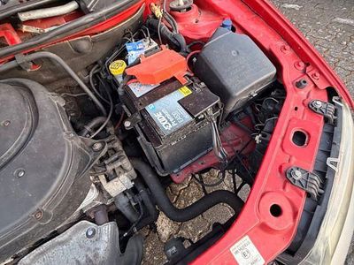 Gebraucht Fiat Punto 60 PS (44 kW) 2001 Rot Kleinwagen