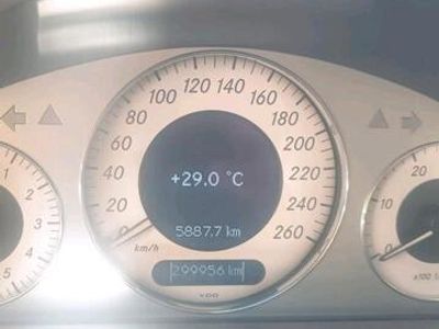 Mercedes E270