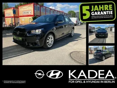 Używany Opel Corsa Edition 107 KM (78 kW) 2023 Czarny Hatchback