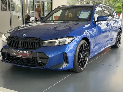 Używany BMW 330 M Sport 286 KM (210 kW) 2023 Niebieski Kombi