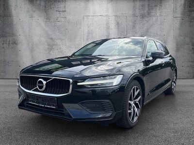 Gebraucht Volvo V60 Momentum 341 PS (250 kW) 2020 Schwarz Kombi