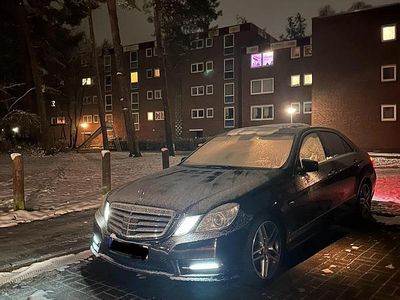 Gebraucht Mercedes E350 AMG 265 PS (194 kW) 2012 Schwarz Limousine